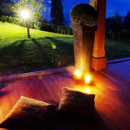 Apartment 3-1 Of 11 In An Exclusive By Italian Tremezzo