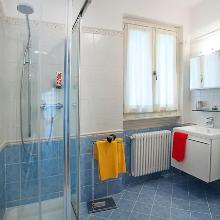 3-1 Of 11 In An Exclusive By Italian *