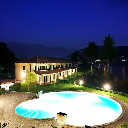 Apartment 3-1 Of 11 In An Exclusive By Italian Tremezzo