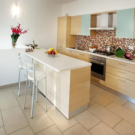 3-1 Of 11 In An Exclusive By Italian Tremezzo